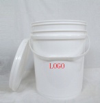 5 gallon bucket with lid